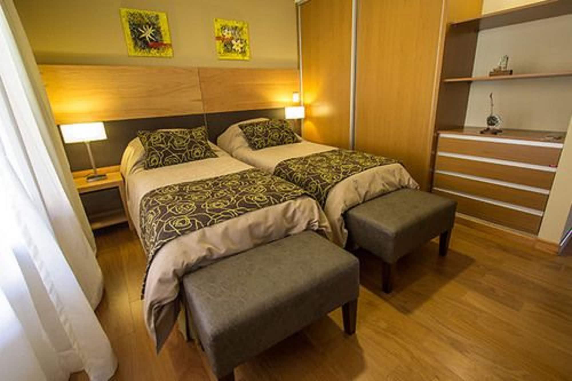 Los Robles Apart & Spa San Carlos de Bariloche Bagian luar foto