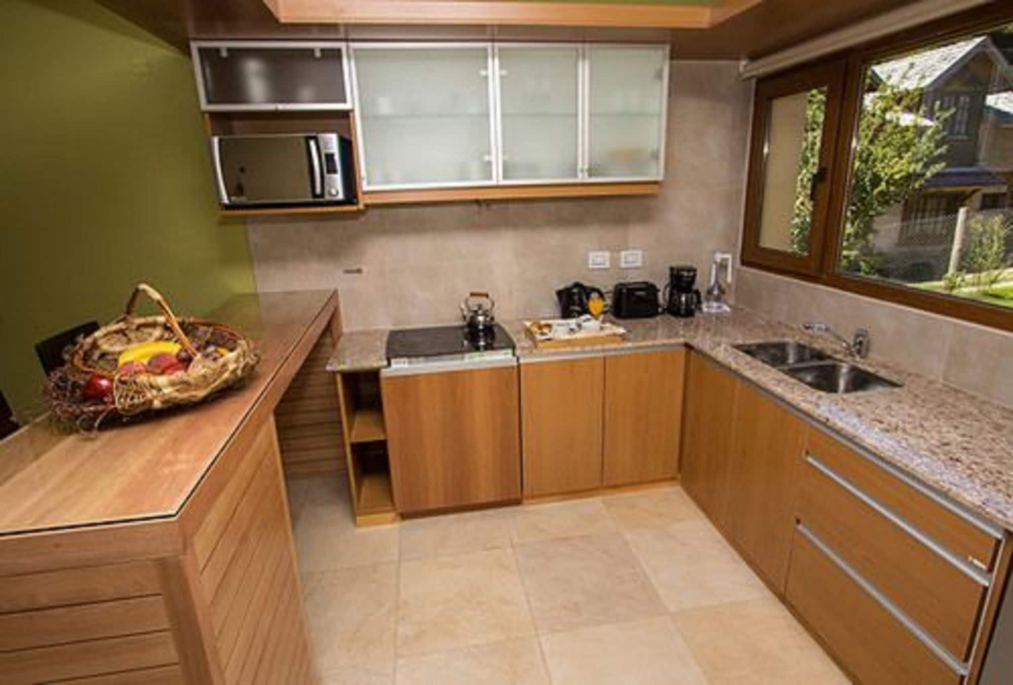 Los Robles Apart & Spa San Carlos de Bariloche Bagian luar foto