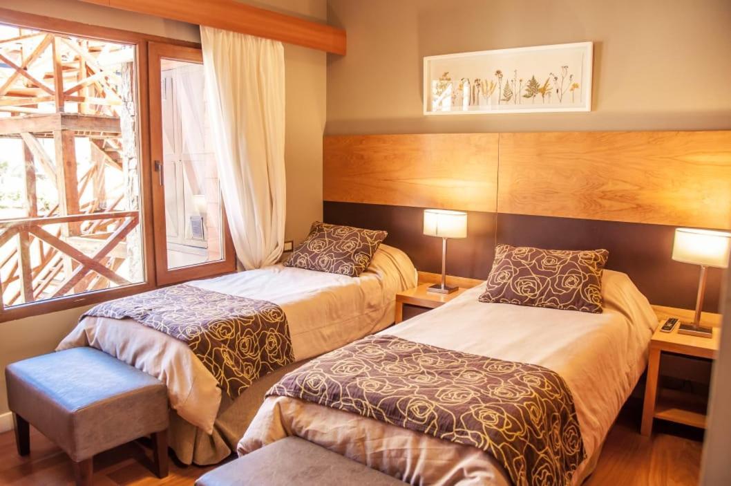 Los Robles Apart & Spa San Carlos de Bariloche Bagian luar foto
