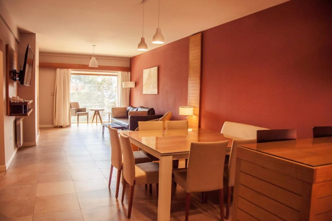 Los Robles Apart & Spa San Carlos de Bariloche Bagian luar foto