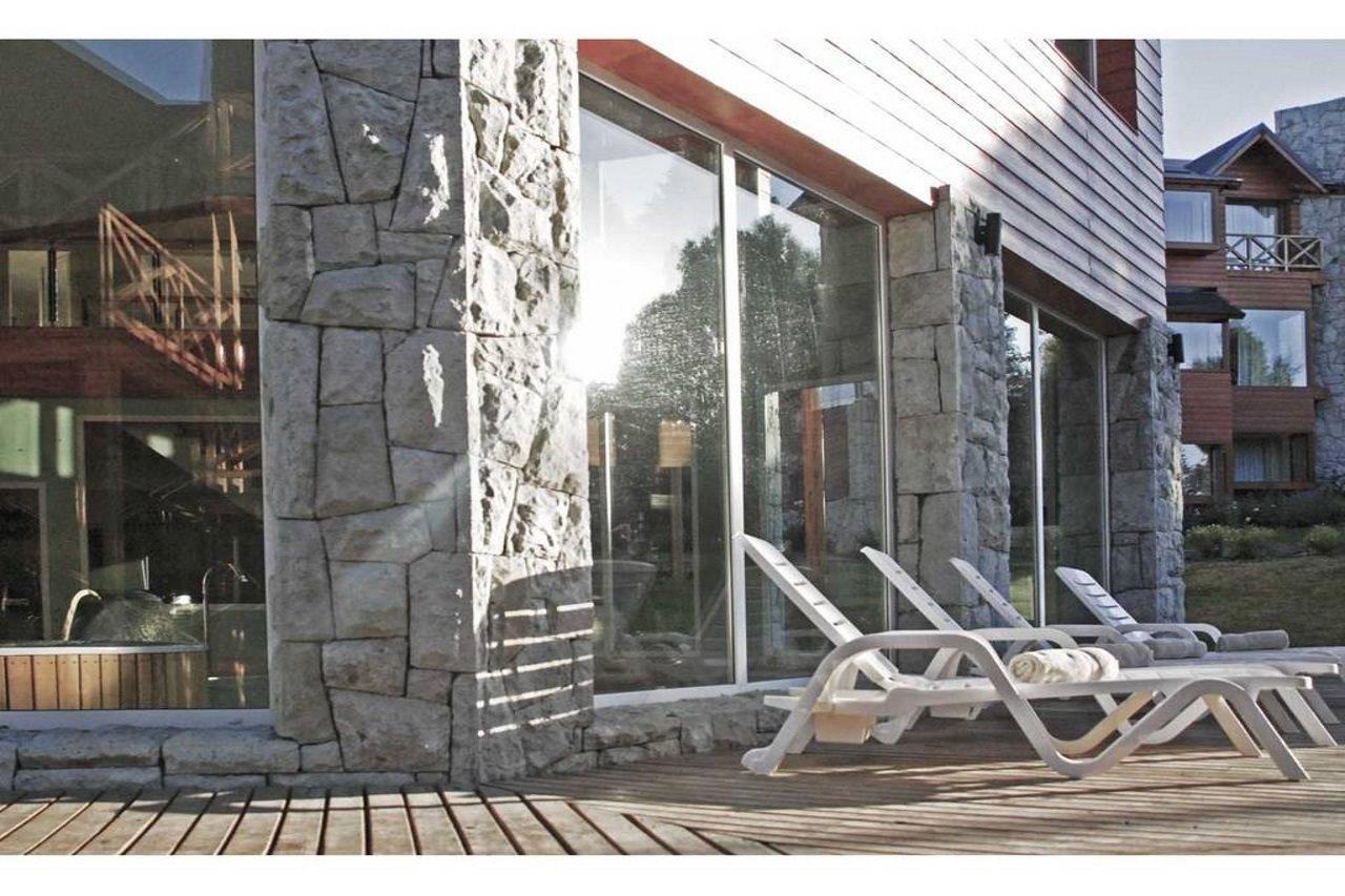 Los Robles Apart & Spa San Carlos de Bariloche Bagian luar foto