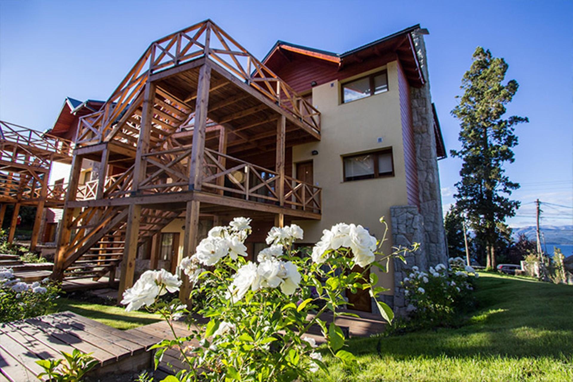 Los Robles Apart & Spa San Carlos de Bariloche Bagian luar foto