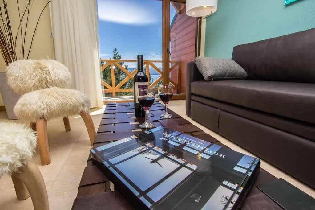 Los Robles Apart & Spa San Carlos de Bariloche Bagian luar foto
